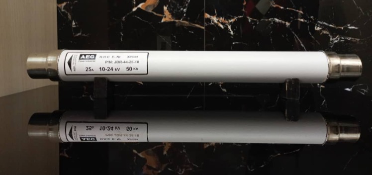 فیوز JDR-537-125-6 | فیوز 12-6 کیلوولت AEG | فیوز 537 میلیمتر AEG | فیوز 125 آمپر آاگ